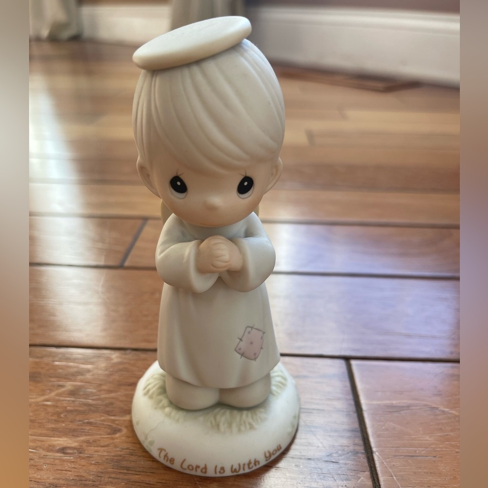 1995 The Lord Be With You Precious Moments Figurine